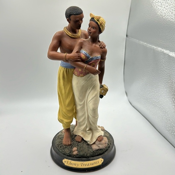 Ebony Treasures African Man and Woman Figurine - United Treasures, Inc - Picture 1 of 8